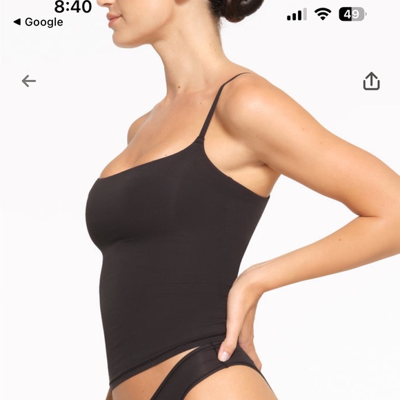 SKIMS Black fits every body Camisole Top NWOT - Picture 5 of 5